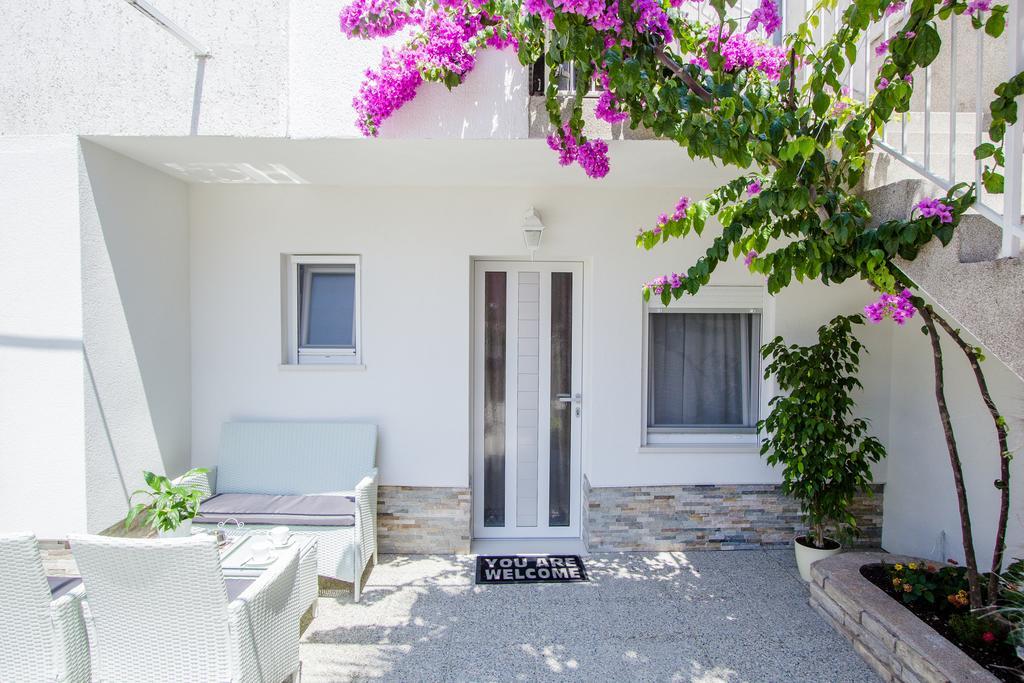 Luxury Studio Apartment White Sensation Vodice Exterior foto